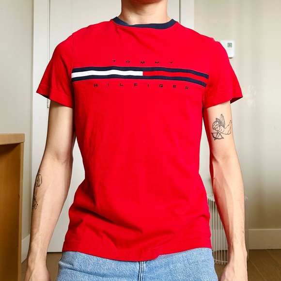 Tommy Hilfiger LOGO T-Shirt - Picture 2 of 2